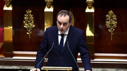 Lecornu acepta suspender la reforma de las pensiones para evitar la caída de su Gobierno en Francia