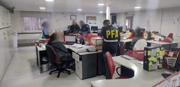 Denuncia de una ex empleada de HLB Pharma: “ANMAT le avisaba a García Furfaro cuándo iban a pasar las inspecciones”