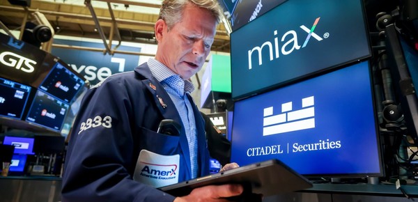 Más ruido financiero: se derrumba el Merval y acciones argentinas caen hasta 10% en Wall Street