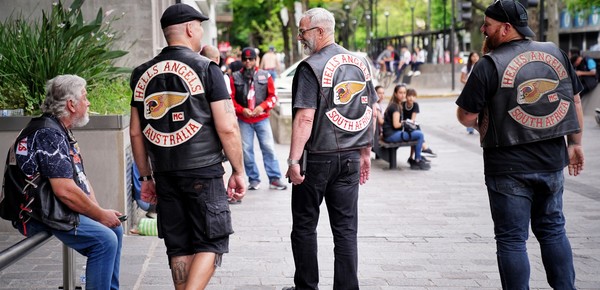 Emboscada y enfrentamiento entre los “Hells Angels” y los “Tehuelches” en La Plata: hubo trompadas, patadas y disparos