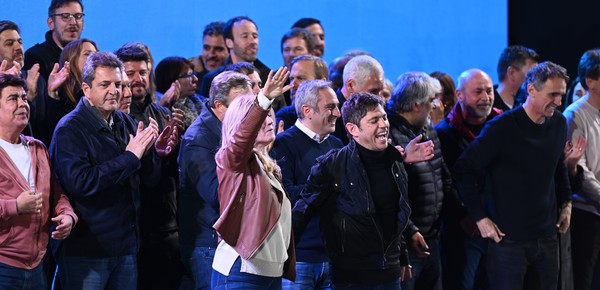 El peronismo se prepara para armar festejos por separado y ya aflora la discusión por el balance del desdoblamiento