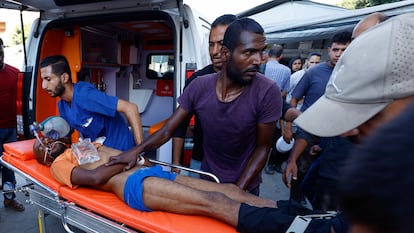 Israel bombardea el sur y centro de Gaza tras acusar a Hamás de violar el alto el fuego