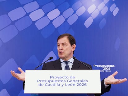 Las Cortes de Castilla y León frenan los Presupuestos por presentarlos “después de plazo” y “sin aprobar el límite de gasto”