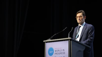 Oughourlian ensalza un periodismo con “honestidad, búsqueda de la verdad y valentía”