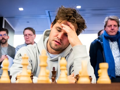Carlsen apoya un ‘triatlón’ para garantizar el futuro del ajedrez