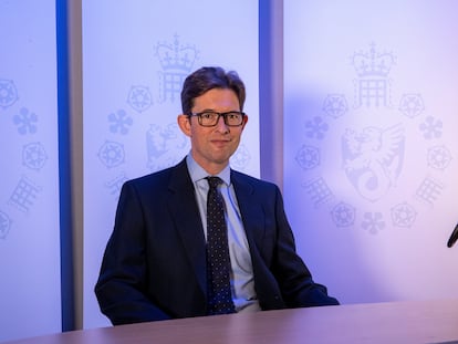 Guía antiespías: el MI5 alerta a los diputados británicos frente a agentes rusos, chinos o iraníes