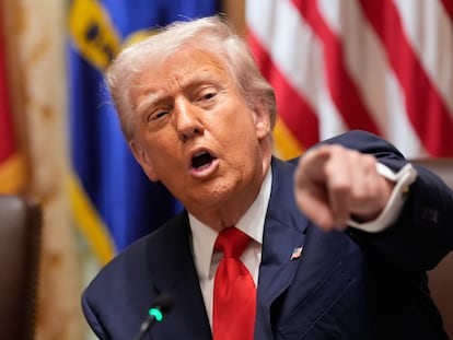 Trump autoriza acciones encubiertas de la CIA en Venezuela