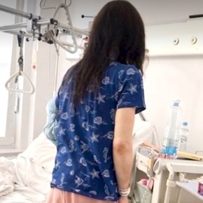 Hallan a una mujer de 42 años que había desaparecido a los 15: sus padres la tenían en cautiverio