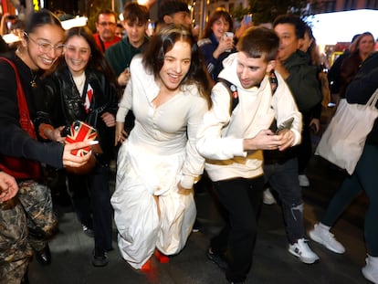El alcalde de Madrid acusa a Rosalía de “poner en peligro la integridad de las personas” con su acto en Callao