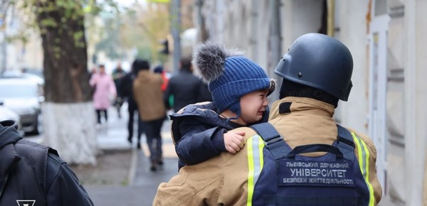 Rusia ataca un jardín de infantes en horario escolar, tras la cancelación de la reunión Putin-Trump