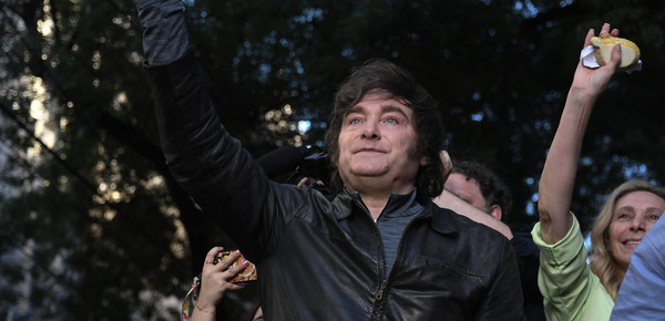 Milei negó que Trump le haya pedido correr a China de la Argentina para darle su apoyo